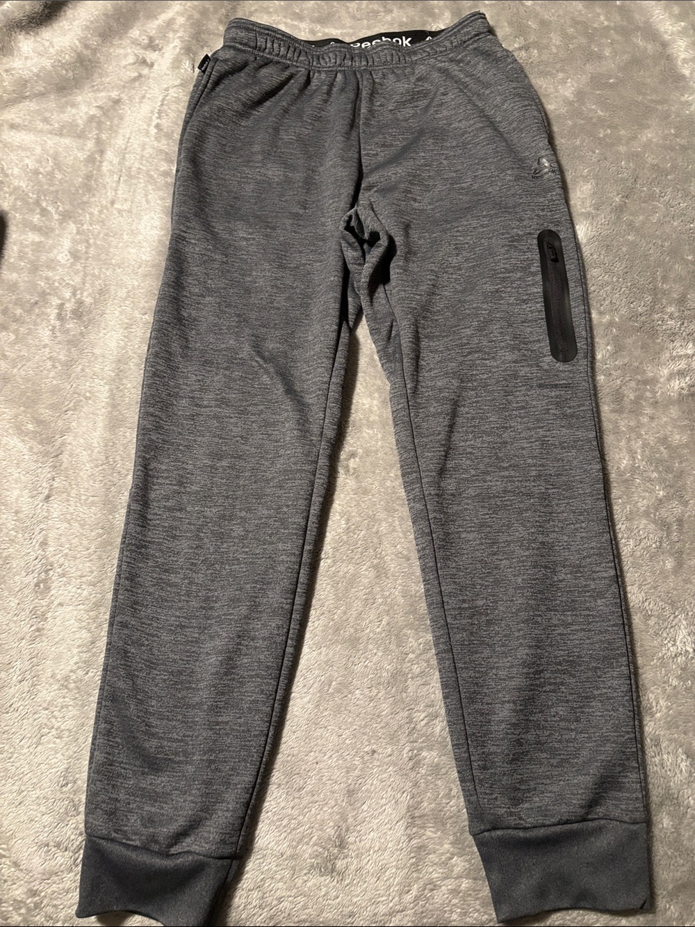 Reebok boys Dark Gray Tech Fleece Joggers
